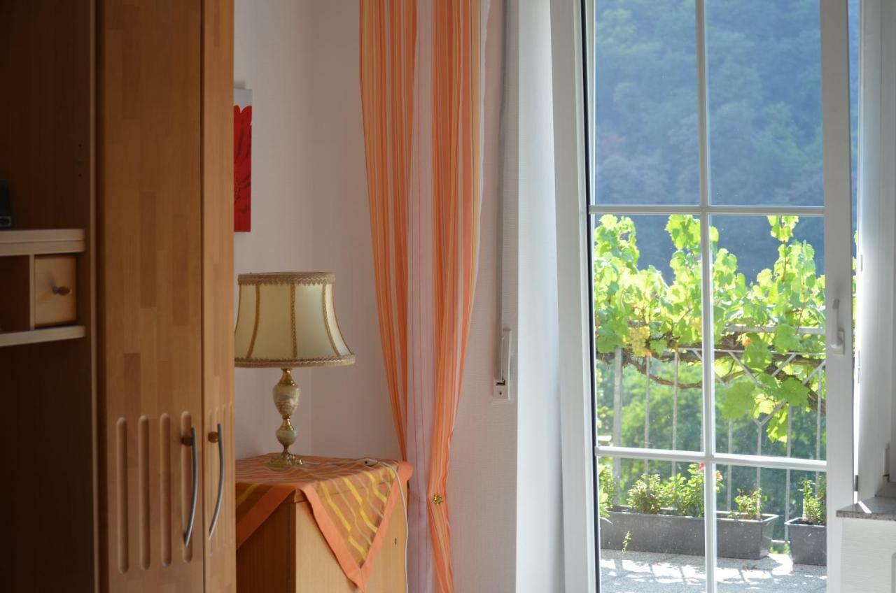 Weingut Sauer-Kettermann Villa Enkirch Eksteriør bilde